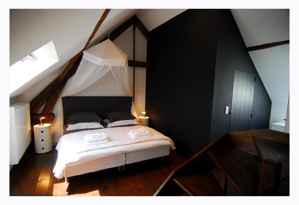 B&B De Grote Kievit Geel Camera foto